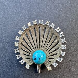 VINTAGE WHITE GOLD PLATED PROOCH